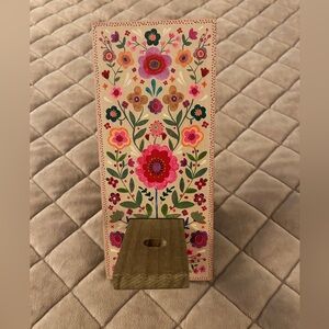 Natural Life Phone Stand